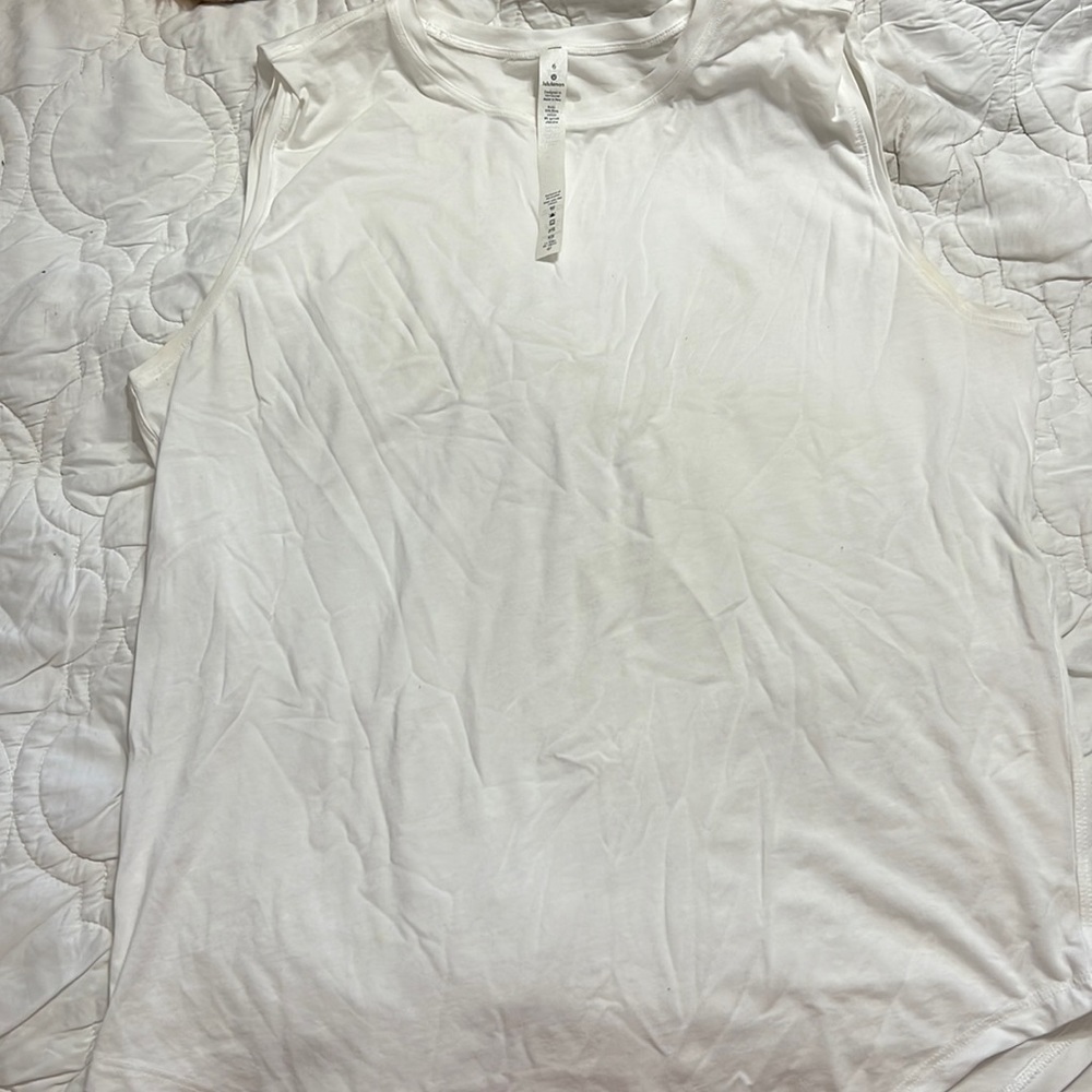 White Lululemon tank